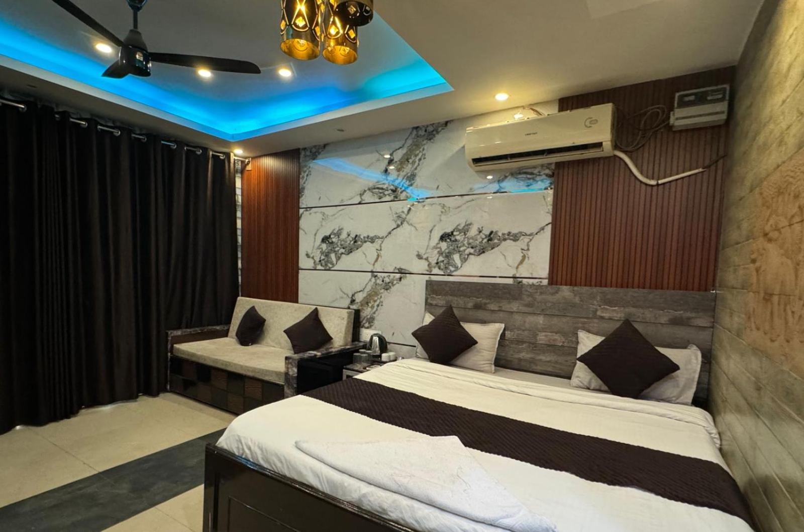Hotel Dev Ganga Rišikéš Exteriér fotografie