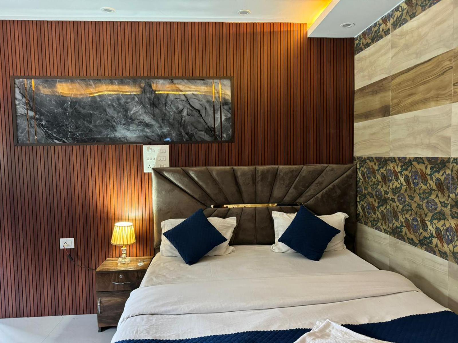 Hotel Dev Ganga Rišikéš Exteriér fotografie