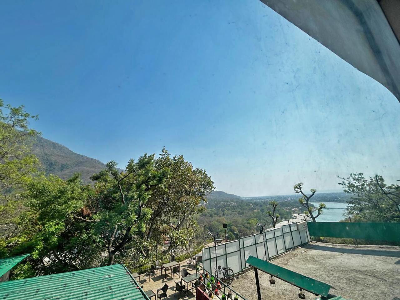 Hotel Dev Ganga Rišikéš Exteriér fotografie