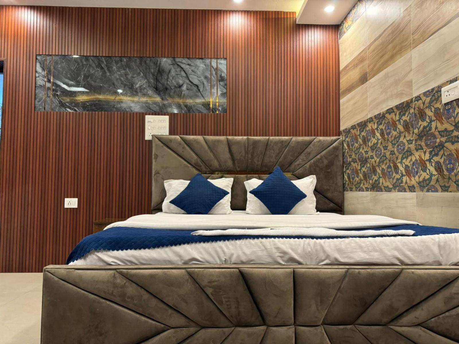 Hotel Dev Ganga Rišikéš Exteriér fotografie