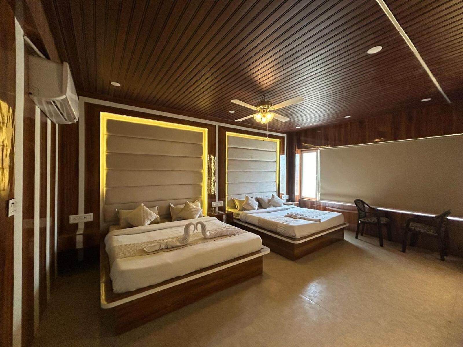 Hotel Dev Ganga Rišikéš Exteriér fotografie