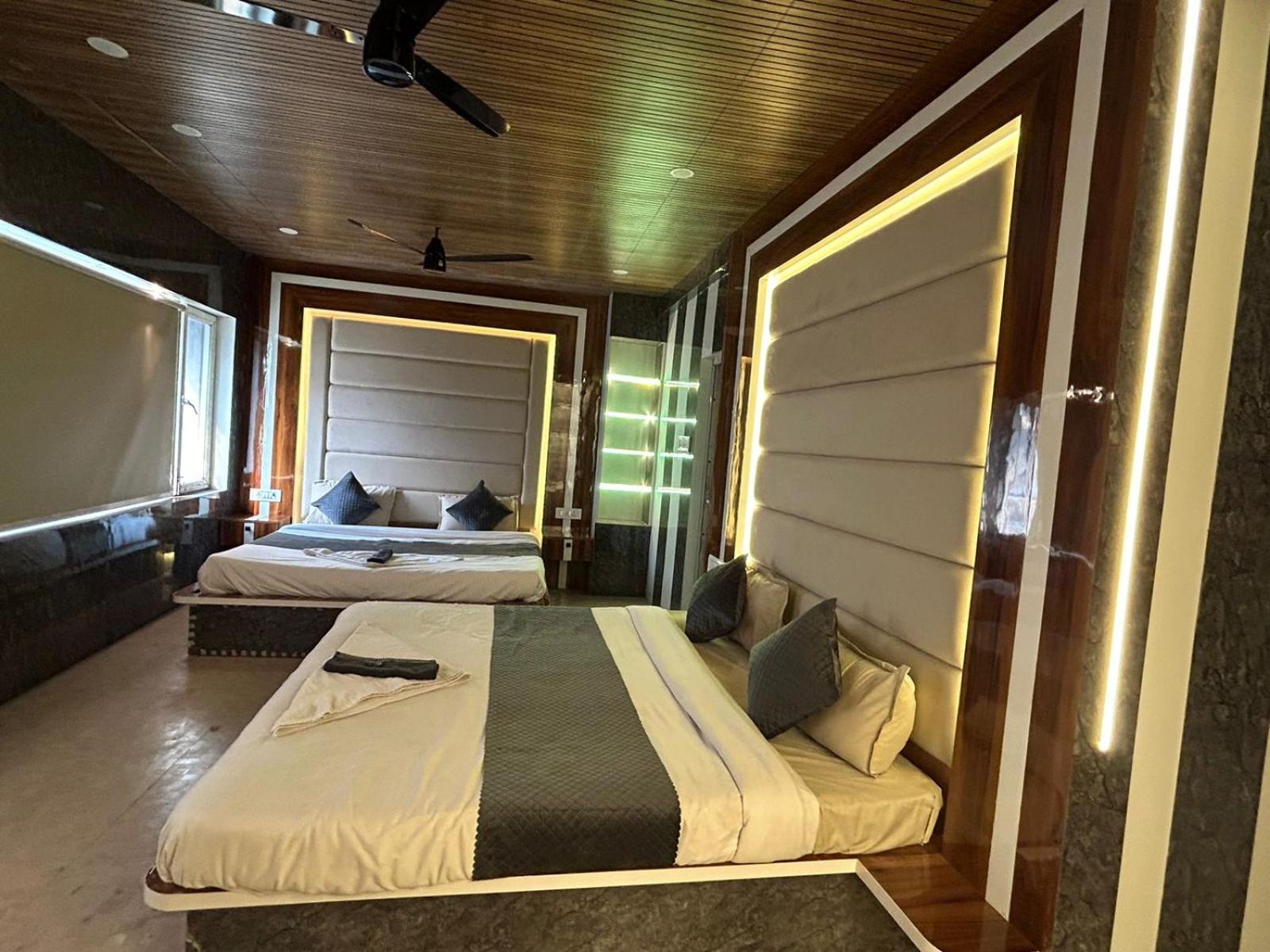 Hotel Dev Ganga Rišikéš Exteriér fotografie