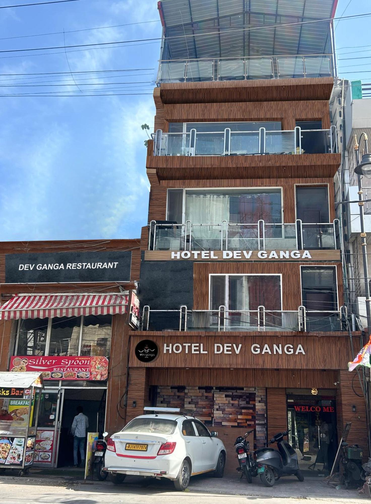 Hotel Dev Ganga Rišikéš Exteriér fotografie